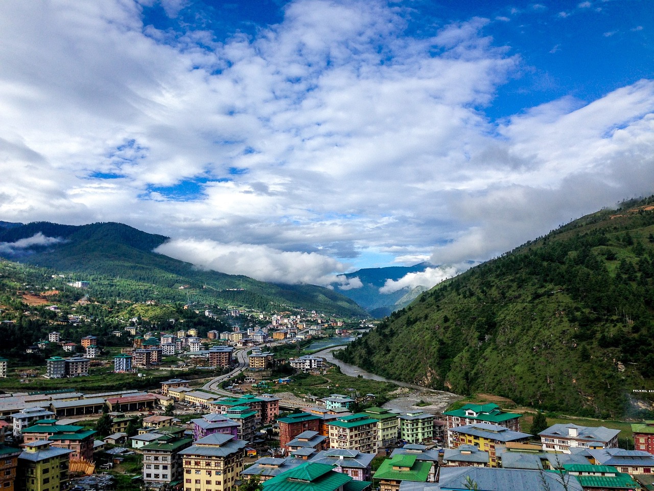 Seven nations achieve nearly 100% renewable electricity