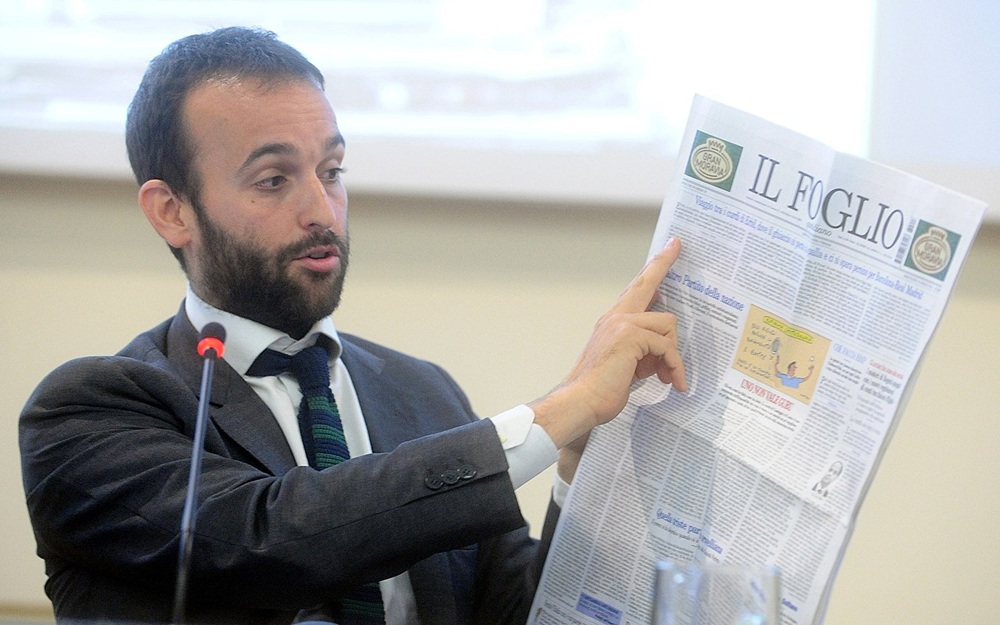Italian newspaper uses AI to write entire edition for a month