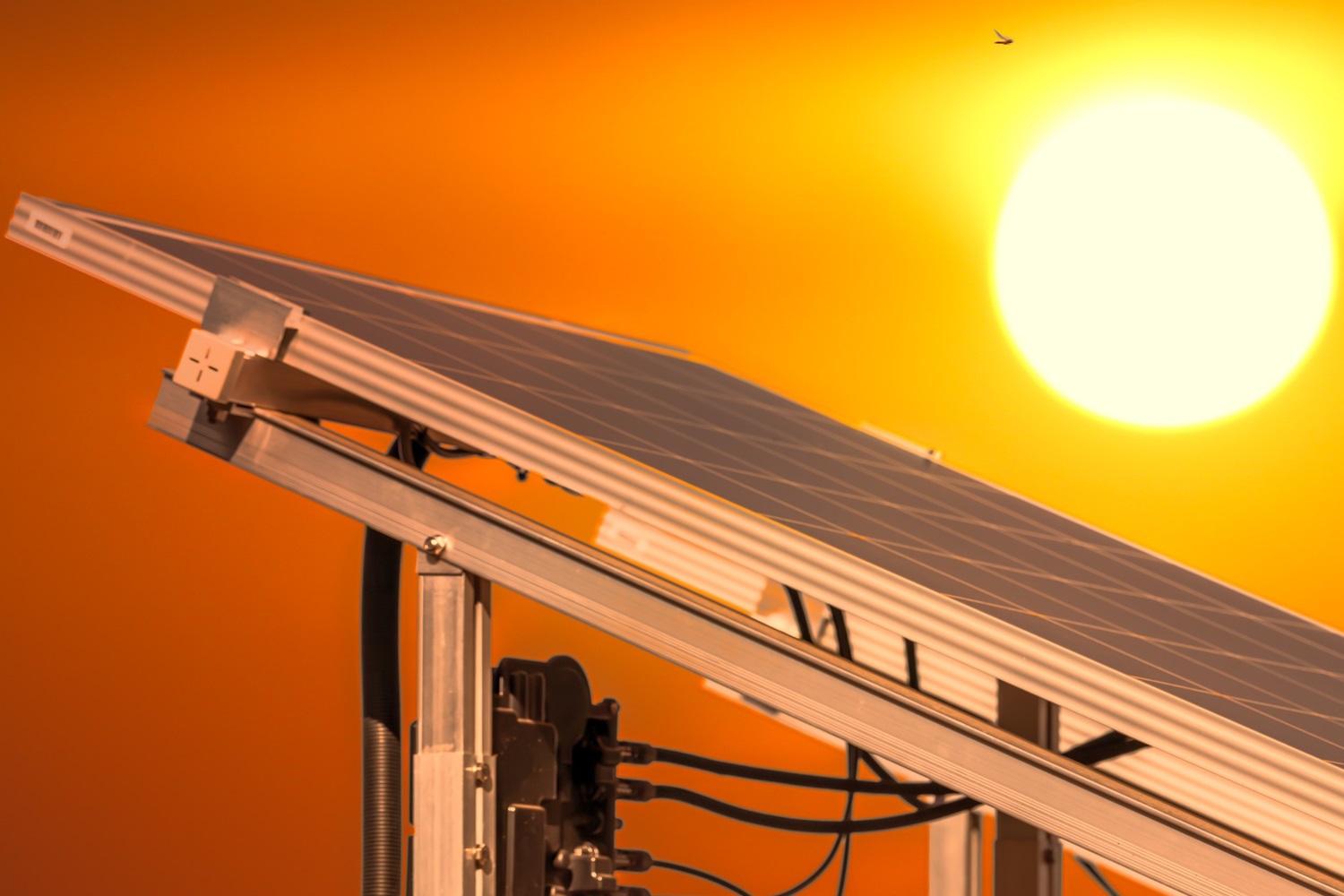 Breakthrough material promises solar revolution