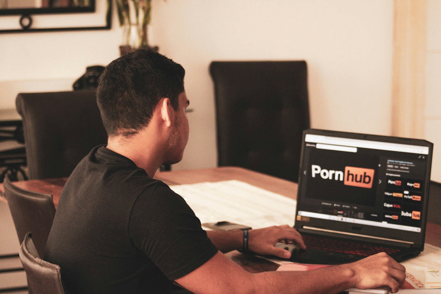 Pornhub partners with UK charity to combat child abuse