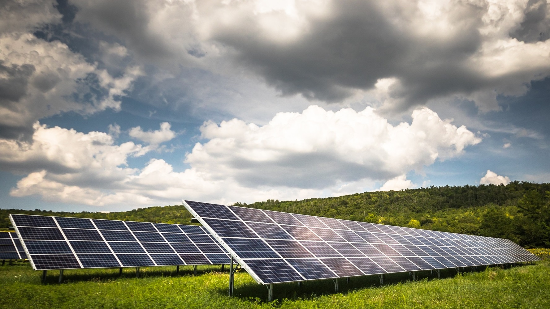 Solar panel efficiency record broken by Chinese firm LONGi