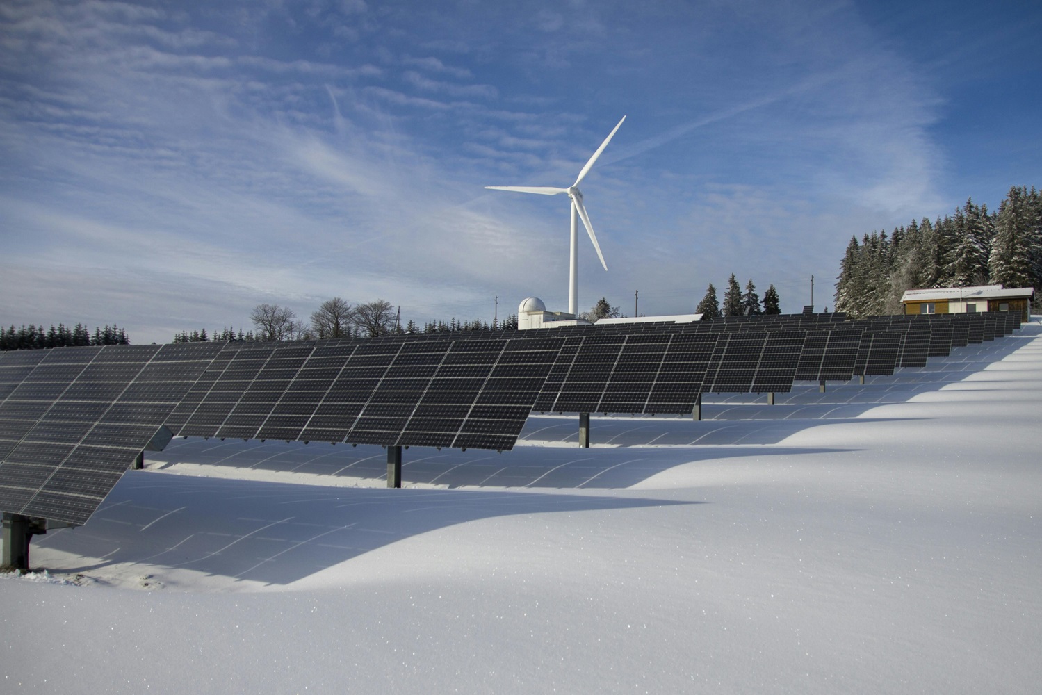 Wind and solar power overtake fossil fuels in Europe