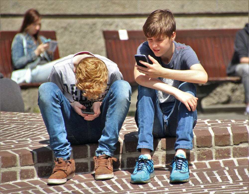 Australia to introduce age limits for social media access
