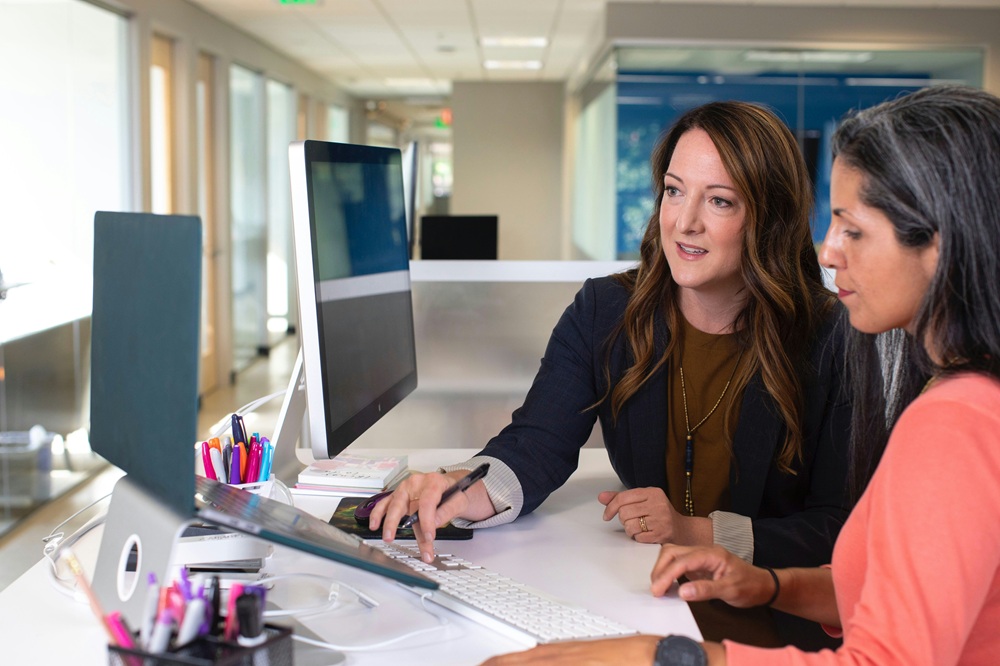 Women underrepresented in EU tech sector, new report finds