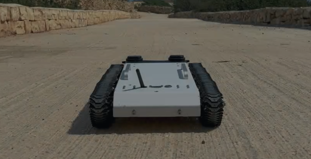 GNSS autonomous crawler